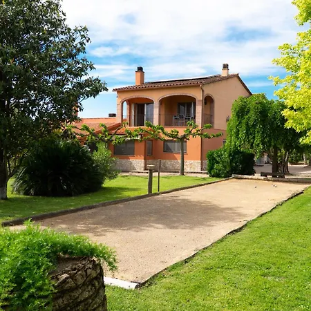 Montal Apartment *